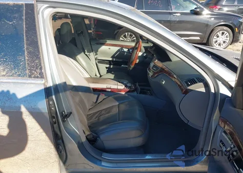 2008 Mercedes-Benz S 550 4Matic z USA, uszkodzony, nr VIN WDDNG86X08A182511